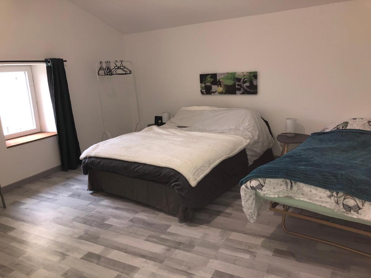 Gite Zen Pres Thermes De Jonzac Bois Esterno foto