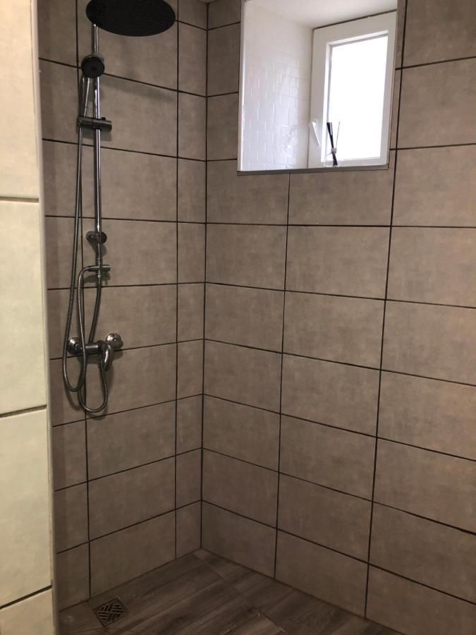 Gite Zen Pres Thermes De Jonzac Bois Esterno foto