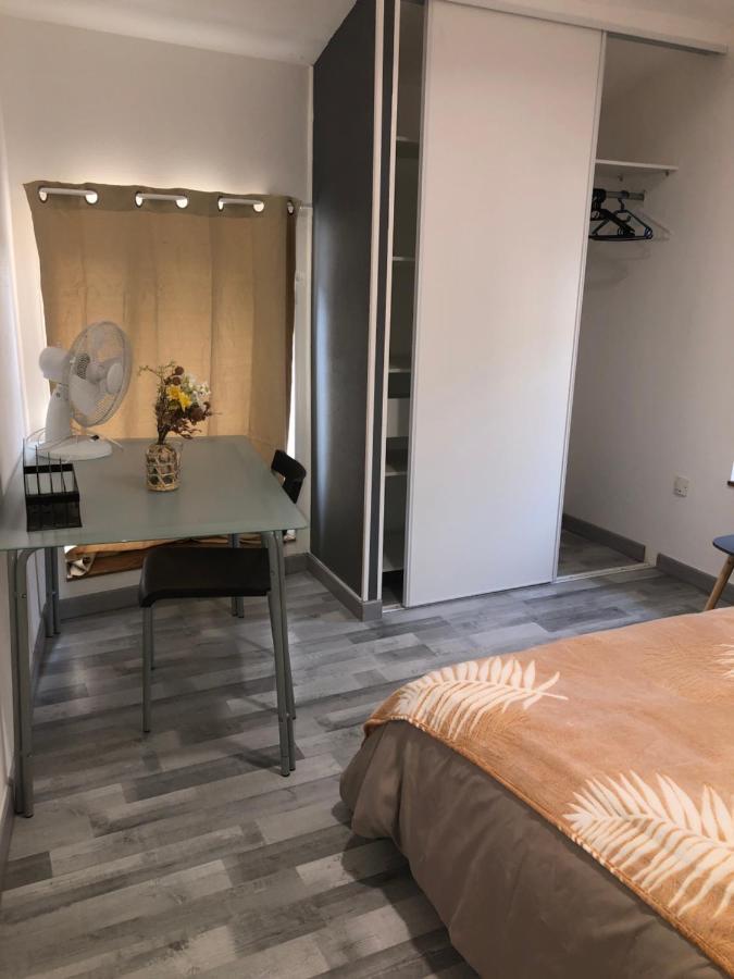 Gite Zen Pres Thermes De Jonzac Bois Esterno foto